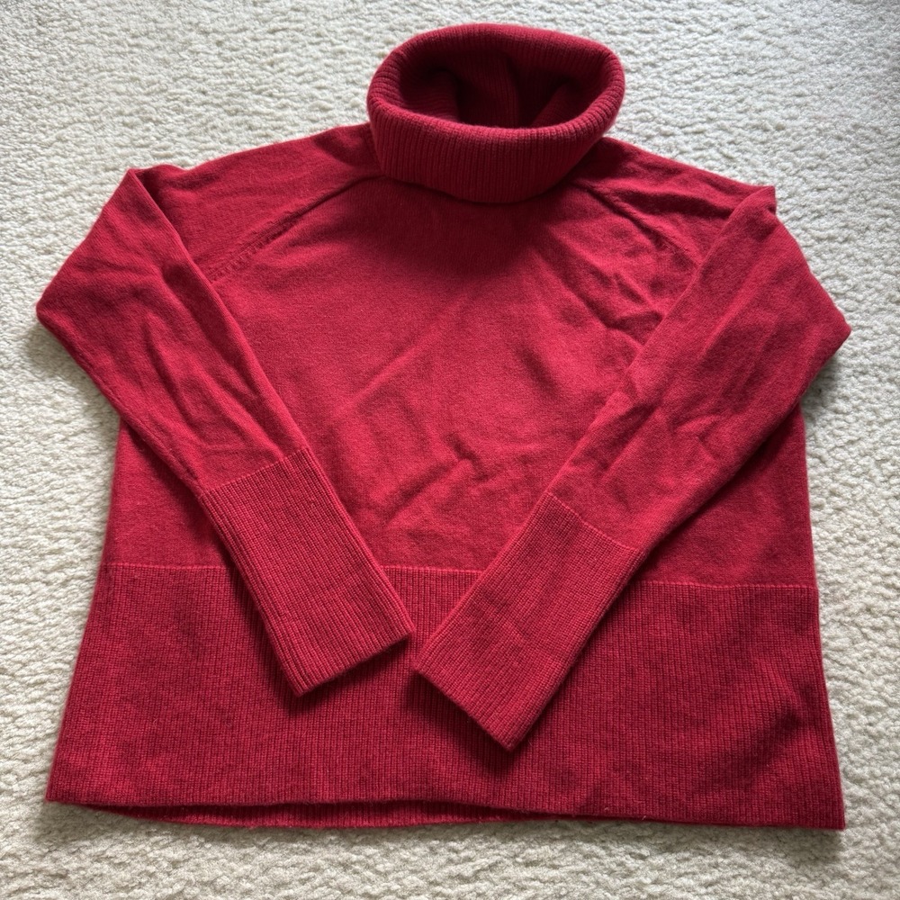 Athleta Alpine Turtleneck Sweater Women's Small Merino Wool Cashmere Red
